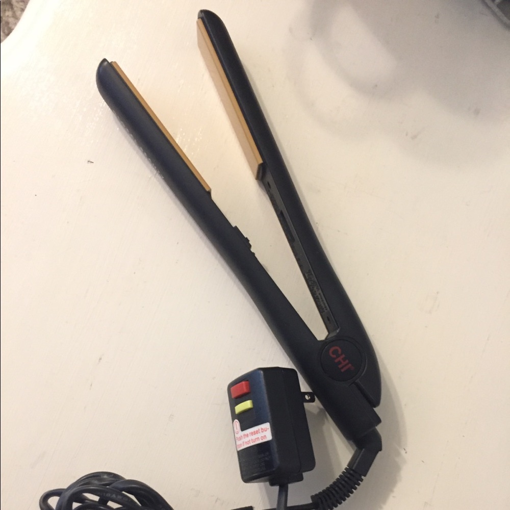 CHI flat iron